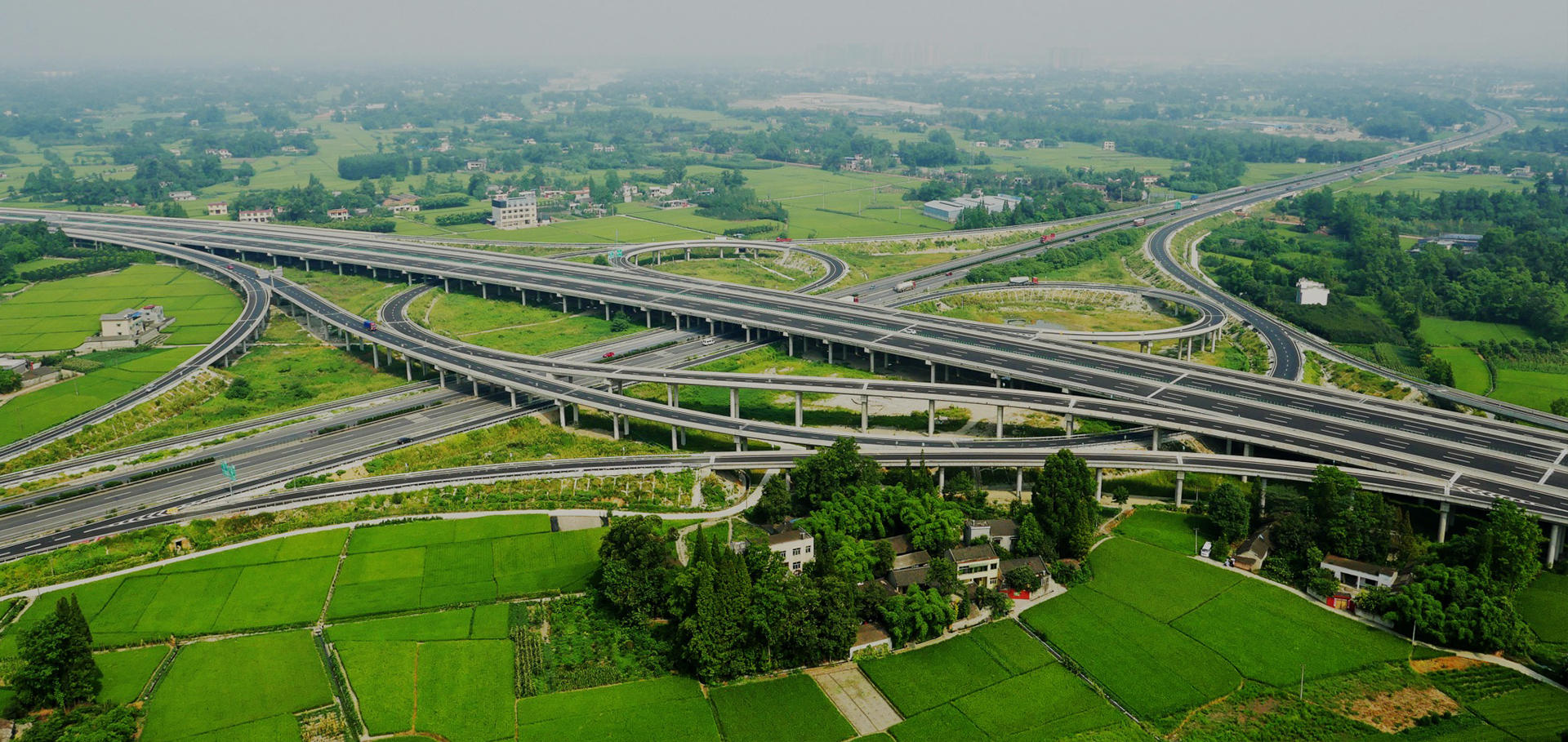 �԰����ҵΪ������Ⱥ��֮����������һ�������һ���ᱮ